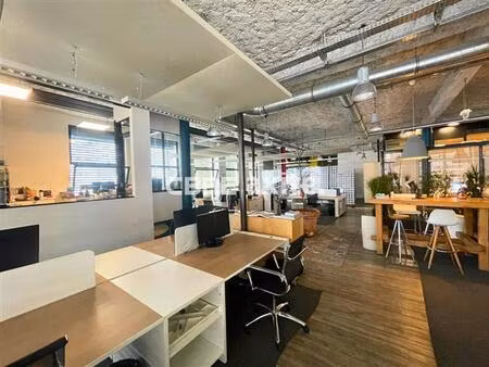 location bureau annecy 393 m²