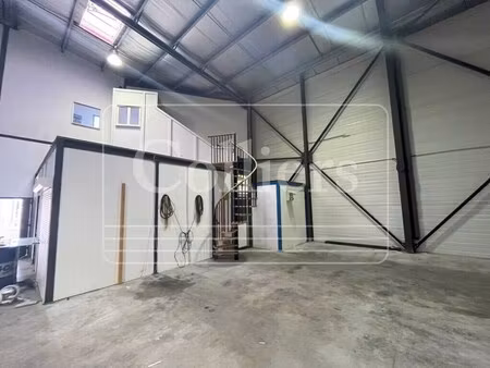 location local d’activités aubagne 13400 520m²