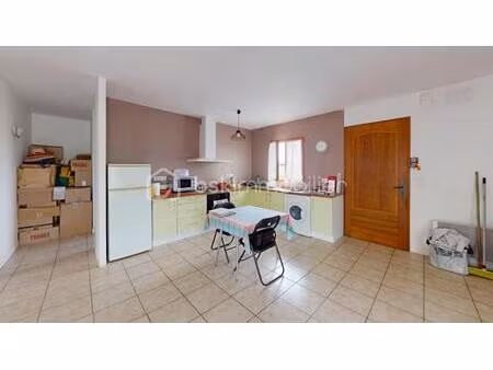 maison de village de 64 m² à oraas