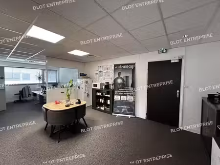 vente bureaux la chapelle sur erdre 44240 200m²