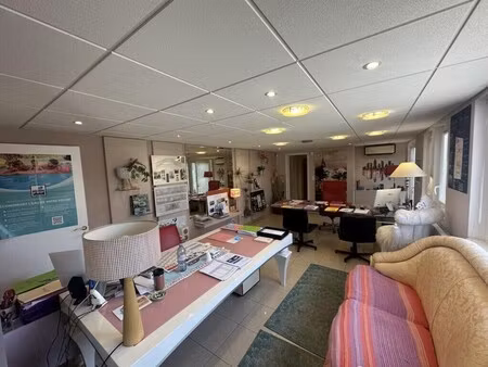 vente bureaux 76 m²