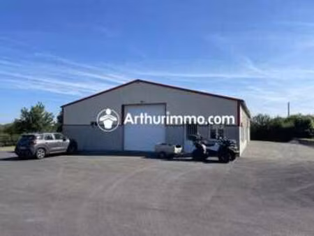 vente bureaux et commerces au grais (61600) : à vendre / le grais