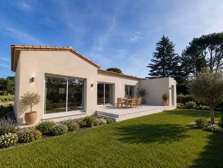villa neuve avec jardin et garage