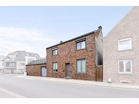 huis te koop in okegem met 3 slaapkamers