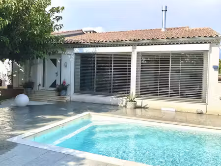 titel : traumhafte villa am fuße der alpilles (provence) – top-energieklasse a/b ...