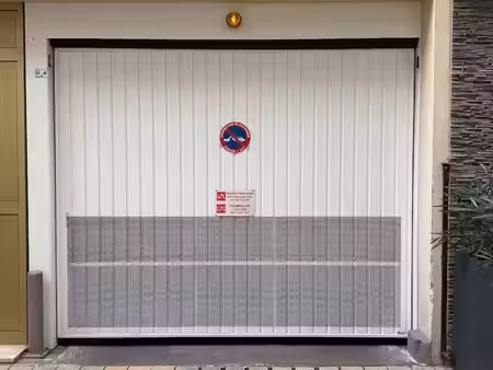 vente parking à vichy (03200)  39 900 €