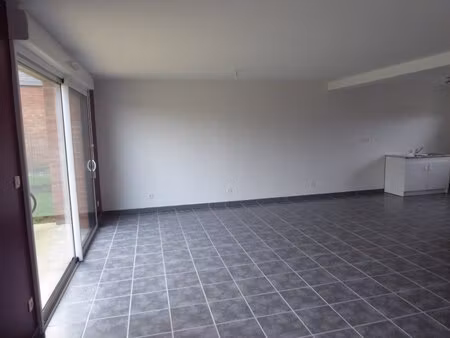 à louer maison 85 5 m² – 837 € |strazeele