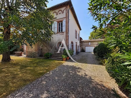 vente maison 9 pièces  248.00m²  lavernose