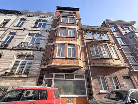 immeuble de rapport à vendre à rue de la limite 94 saint-josse-ten-noode (vbe51493)