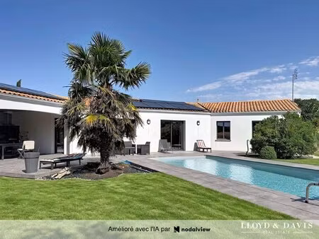st-sulpice de royan : maison 134 mé de plain-pied avec piscine