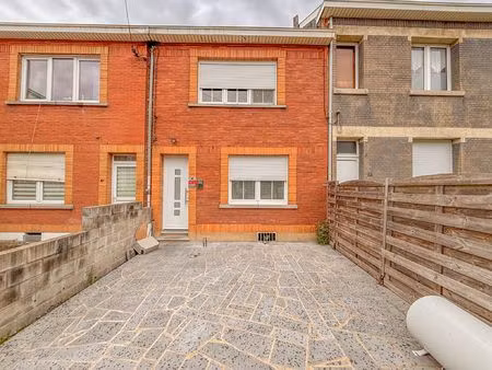 maison à vendre à ruelle d'awans 27 saint-nicolas (vbe51507)