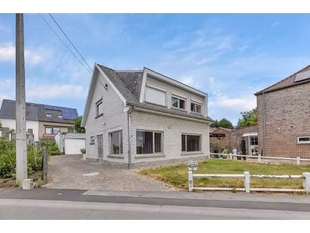 huis te koop in roosdaal met 3 slaapkamers