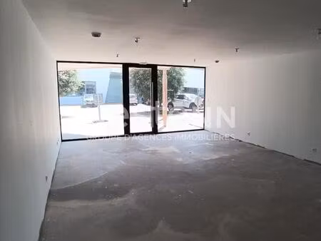 vente commerce ploeren 56880 50m²