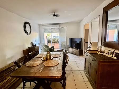 vente appartement 3 pièces 52 m² à saint-gilles (30800)  116 000 €