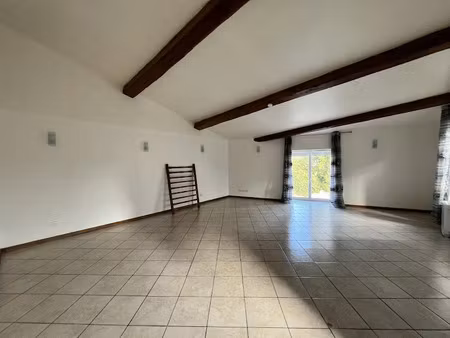 location maison 4 pièces 101.19 m² à villegailhenc (11600)  680 €