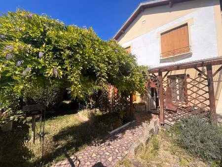 vente maison 5 pièces 110 m² rochefort (17300)