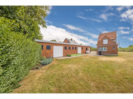 huis te koop in zoersel met 4 slaapkamers