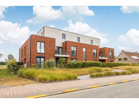 appartement te koop in geel met 2 slaapkamers