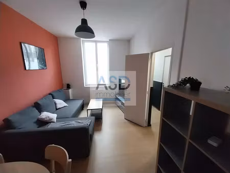 location meublée maison 5 pièces 95 m² à roubaix (59100)  990 €
