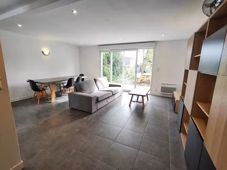 location maison 4 pièces à floirac (33270)  1 587 €