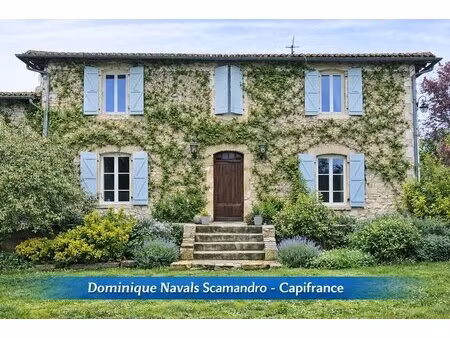 miramont d'astarac - deux habitations  un ancien atelier ferronnier  1 3 hectare de nature