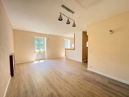 location appartement 2 pièces 70m2 marcillac-vallon 12330 - 500 € - surface privée