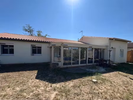 vente maison 5 pièces 143.2 m² à izon (33450)  347 000 €