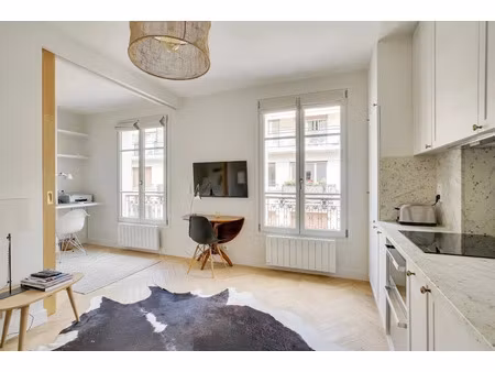 location meublée appartement 2 pièces 26.5 m² à paris 7ème (75007)  1 700 €