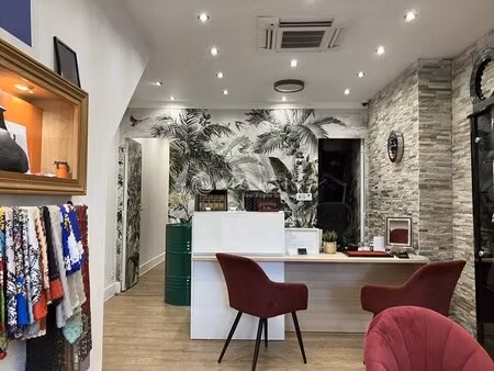vente commerce bourges 18000 99m²