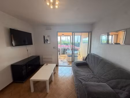 studio meuble a louer vue mer