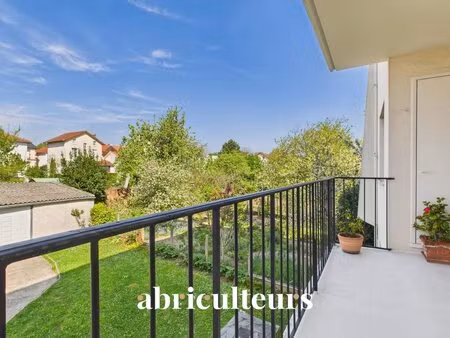 appartement familial de 120 m² en vente dans le quartier petit chambord (92340)
