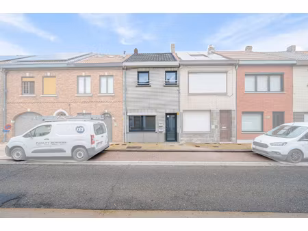 appartement te koop in sint-niklaas met 2 slaapkamers