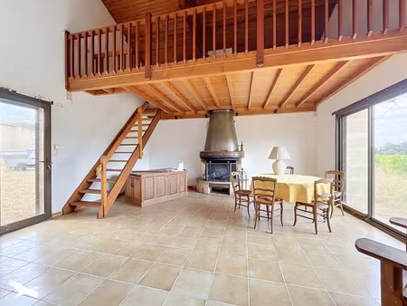 vente maison 2 pièces 163 m² cérons (33720)