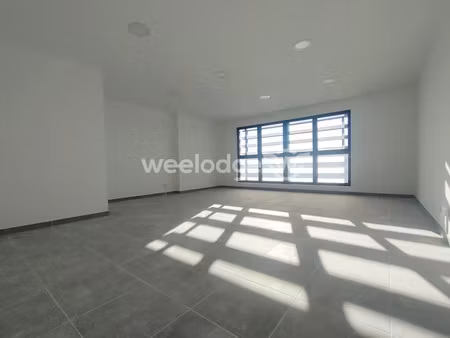 vente locaux professionnels 1 pièce 35 m² à mazan (84380)  149 000 €