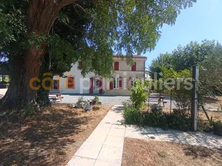 vente maison 10 pièces 280 m² à les artigues-de-lussac (33570)  675 350 €