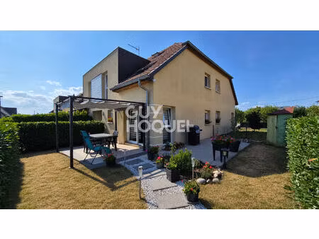 appartement 4 pièces avec jardin  terrasses et garage