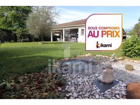 villa plain-pied pact 3 chambres sur 984 m2 de terrain