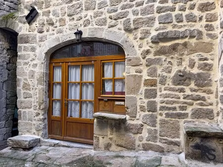maison de village de 75 7 m2 dans le centre historique du village