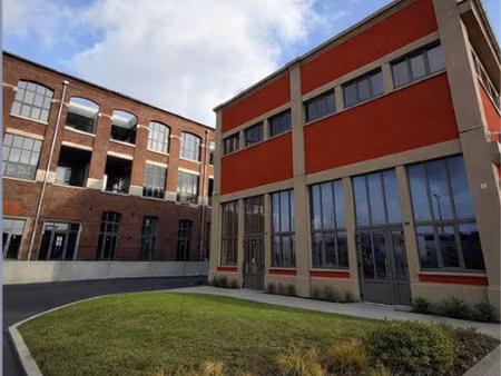 local commercial - 241 m²