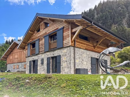 vente locaux professionnels 5 pièces 138 m² à essert-romand (74110)  765 000 €