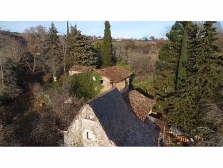 maison isolée proche capdenac