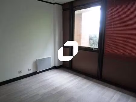 location bureaux croissy-beaubourg 77183 113m²
