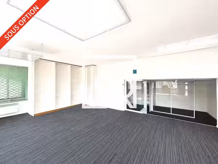 vente bureaux chamalières 63400 147m²