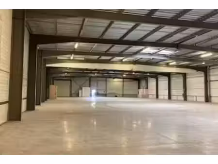 location entrepôt 1470m² à 2000m²