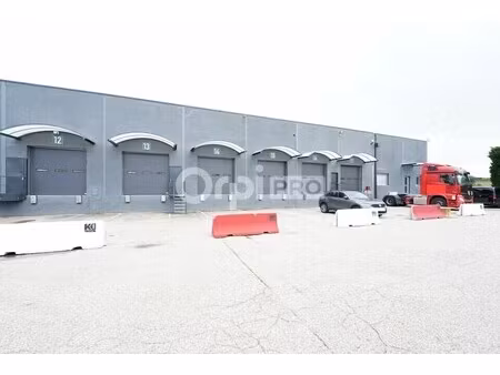 location entrepôt corbas 69960 1247m² à 6061m²