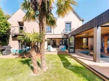 vente maison piscine à vannes (56000) : à vendre piscine / 235m² vannes