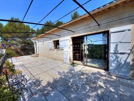 maison 3 chambres au calme à baudinard-sur-verdon