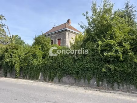 vente maison 8 pièces 193 m² à malancourt (55270)  168 000 €