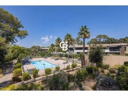 superbe 3 pièces avec terrasse – résidence avec piscine et parc