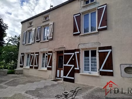 vente maison 8 pièces 220 m² à chassigny (52190)  140 000 €